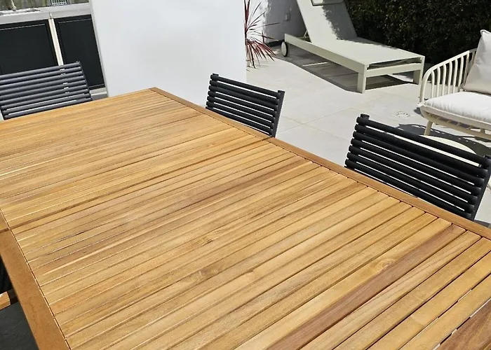 Amazing 2 Bed With Ac Terrace 6min Walk * Cascais