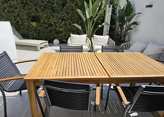 Amazing 2 Bed With Ac Terrace 6min Walk Appartement *