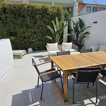 Amazing 2 Bed With Ac Terrace 6min Walk Apartment