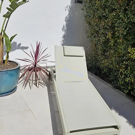 Apartment Amazing 2 Bed With Ac Terrace 6min Walk