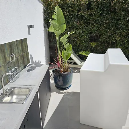 Apartment Amazing 2 Bed With Ac Terrace 6min Walk Cascais