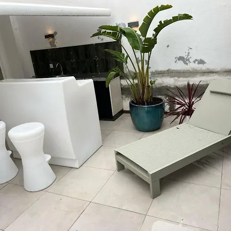 Amazing 2 Bed With Ac Terrace 6min Walk Apartment Cascais